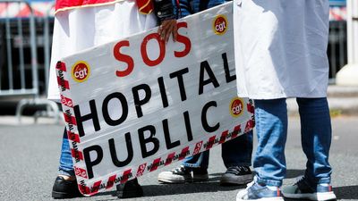 France grapples with staff shortages in hospital emergency rooms