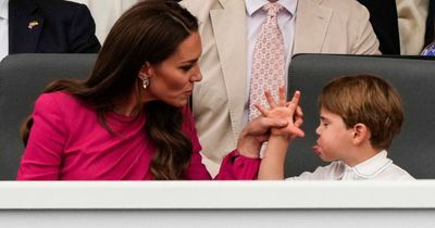 Lip reader reveals Kate Middleton's firm warning to Prince Louis as he blew raspberries