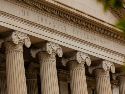 US Treasury Dept. Recognizes Cannabis & Crypto Businesses: Aims To Collect Their Bank Data To Address Money Laundering