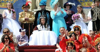 WATCH: Joy at Lanark Lanimer Day as thousands turn out for Crowning Ceremony