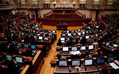 Portugal's parliament resumes battle to legalise euthanasia