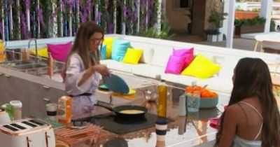 Love Island fans 'shook' over bizarre way Ekin-Su makes pancakes