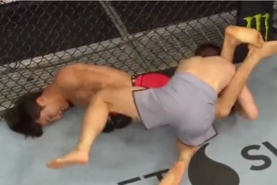 Video: JeongYeong whips up 36-second armbar to submit Xie Bin at ‘Road to UFC’