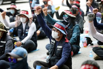 South Korea trucker strike poses early test for new president