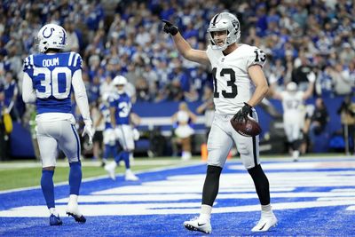 Raiders sign WR Hunter Renfrow to two-year extension worth $32 million