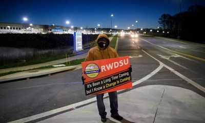 Feel the benefit: union workers receive far better pay and rights, Congress finds
