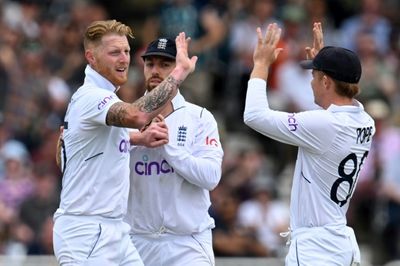 England slow New Zealand momentum in second Test