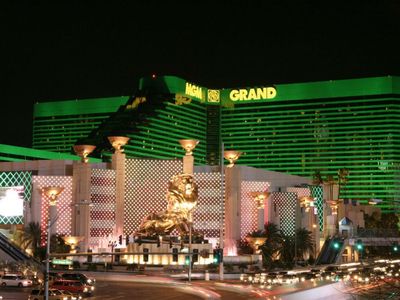 MGM Resorts Sells Gold Strike Tunica Operations For $450M