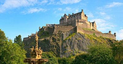 Edinburgh Castle prices, opening and closing times for summer 2022