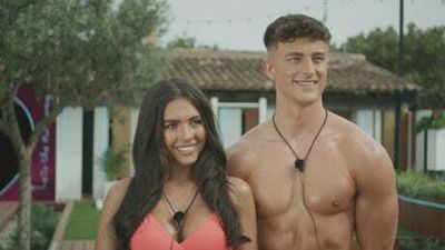 Love Island star Liam Llewellyn quits show and has left the villa