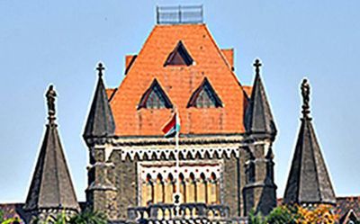 Income tax cannot be deducted on compensation amount given for acquiring land: Bombay HC