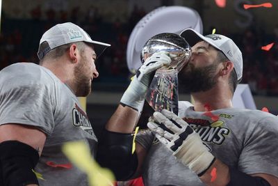 Former Chiefs RG Laurent Duvernay-Tardif to begin medical residency