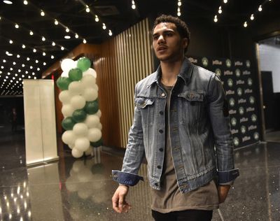 Celtics alum Shane Larkin signs 2-season extension with Turkish EuroLeague champs Efes