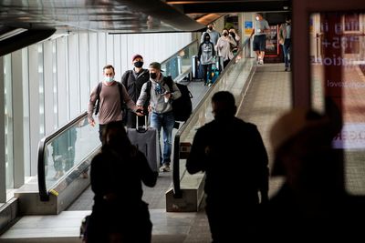 Canada to suspend random COVID testing to reduce airport wait times -source
