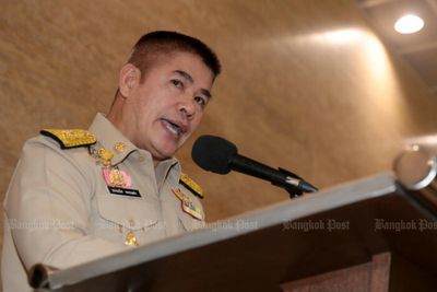 Thamanat gives Prawit censure nod