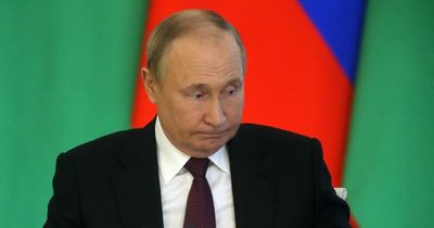 Vladimir Putin's elite guards 'box up his poo and bring it back under armed guard'