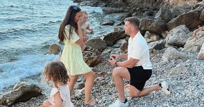 Leigh Halfpenny proposes to girlfriend in beautiful moment with their daughters