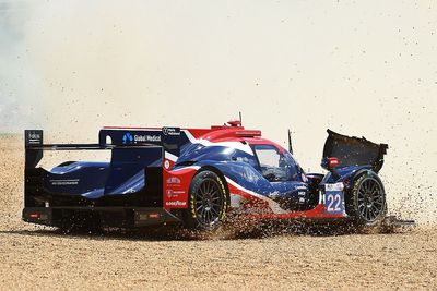Le Mans 24h, H1: Toyota holds early lead, drama in LMP2