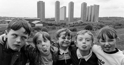 Incredible street photographs lift lid on Glasgow in the 1990s