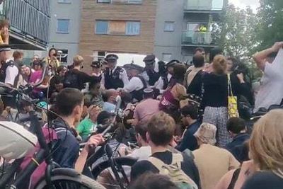 Man released as protesters block immigration raid in Peckham