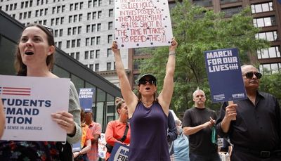 Hundreds rally in Chicago, join national protests for stricter gun laws