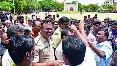 Bengaluru: Former corporator stops CCTV installation at Idgah Maidan