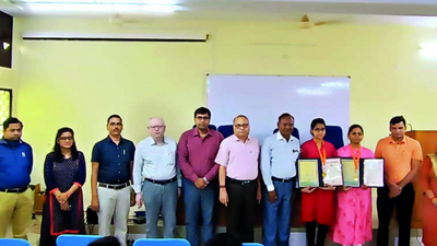 Two Lucknow University’s statistics department students bag medals