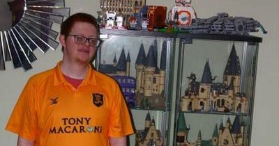 West Lothian dad saved his son's life after spotting cancer sign by chance