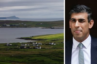 Rishi Sunak 'aiding destruction' of communities with reward for second homes