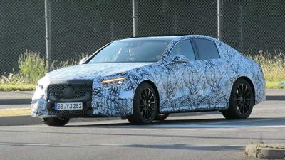 Next-Gen Mercedes E-Class Spied Waiting At A Red Light