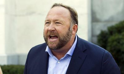 Alex Jones’s plan to avoid paying Sandy Hook families? Trying to twist bankruptcy laws