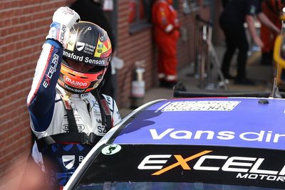 BTCC Oulton Park: Ingram dominates Race 1 to end jinx