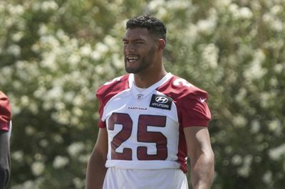 Jordan Hicks, now with Vikings, still influencing Zaven Collins