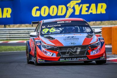 WTCR Hungaroring: Azcona claims WTCR points lead after Hungary win
