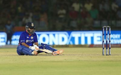 Ind vs SA, 2nd T20 | Skipper Pant not happy with spinners, feels game turned after 10th over