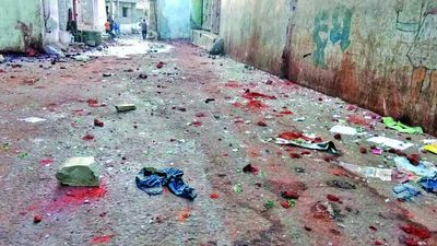 2 cops among 6 hurt in communal clash in Gujrat town; 14 held