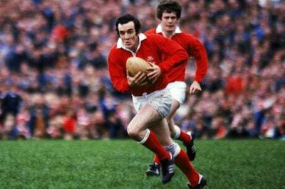 Phil Bennett: Tributes pour in after Welsh rugby legend, 73, dies after long illness