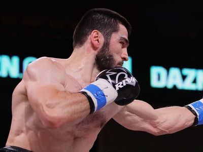 Beterbiev vs Smith time: When are ring walks in UK and US for fight this weekend?
