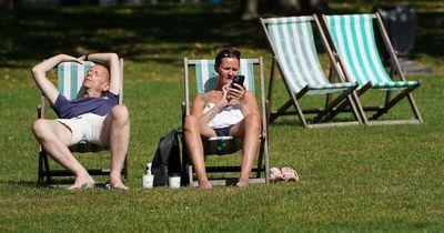 Met Office warn 'unusual' UK heatwave IS on the way - with temperatures reaching 33C