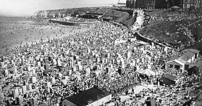 When 24,000 daytrippers descended on Tynemouth - and the same coastal scene today