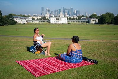 Sunbathers warned against ‘overdoing it’ as temperatures tipped to hit 34C