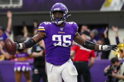 Colts to sign DE Ifeadi Odenigbo