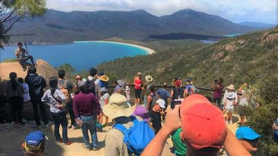 Tasmanian tourism snapshot shows fewer visitors, but longer stays and bigger spends