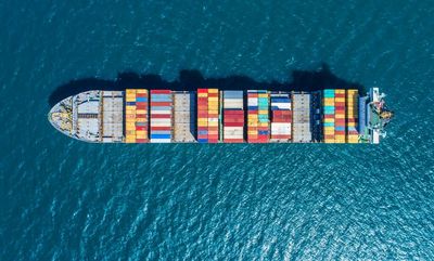 Safe Bulkers: A Red-Hot Shipping Stock to Buy Now
