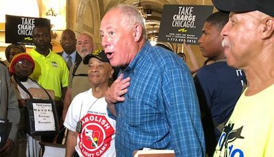 Former governor Quinn revives campaign to limit Chicago mayors to two terms in office