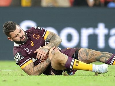 Reynolds ruled out of vital Storm clash