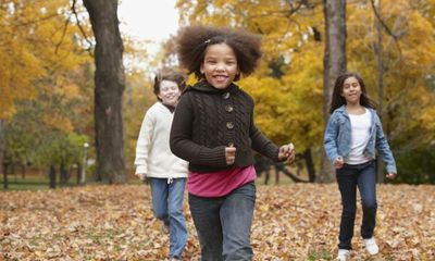 Improved mental health for children who play well with peers by age three