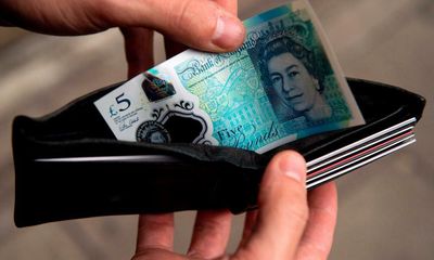 Average UK wages fall at fastest rate for more than two decades