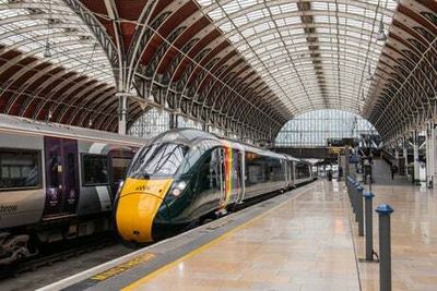 GWR retains West Country commuter train contract