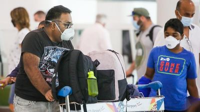 Australian airport mask mandate can go, health chiefs say